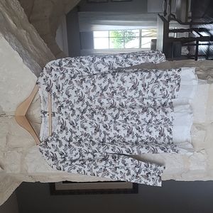 Fatface size 10 printed top GUC